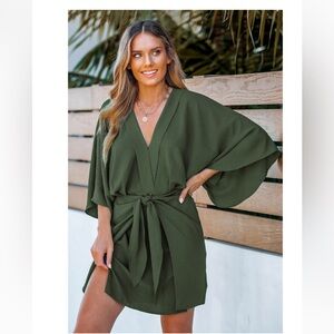 *LAST DAY* NWT Cupshe Green Plunging Kimono Sleeve Mini Dress(XL)